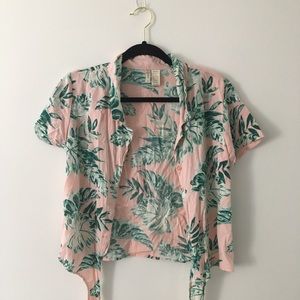 🔴Tie front Hawaiian shirt